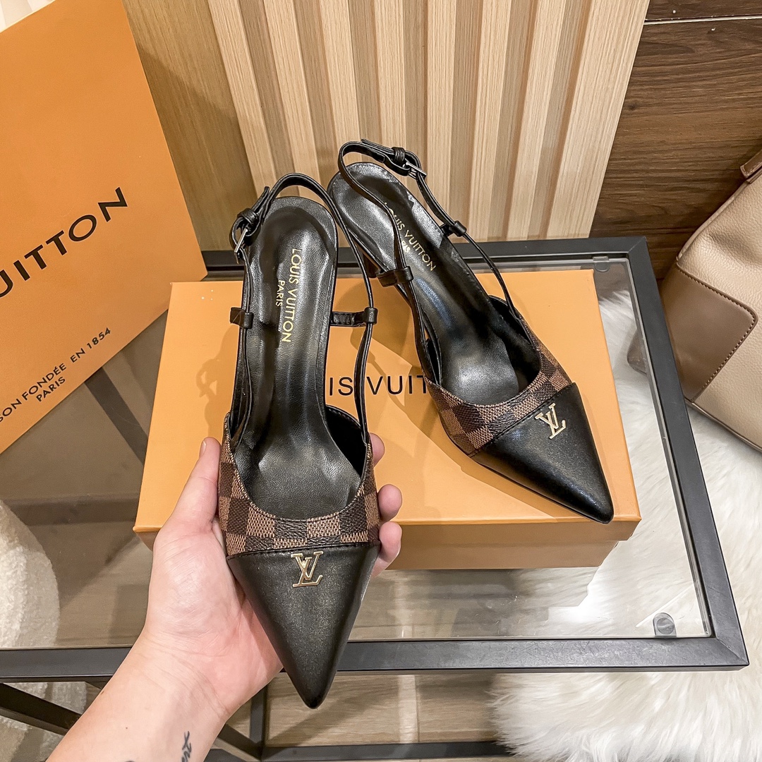 L-V New pointed reading sandals 8 cm