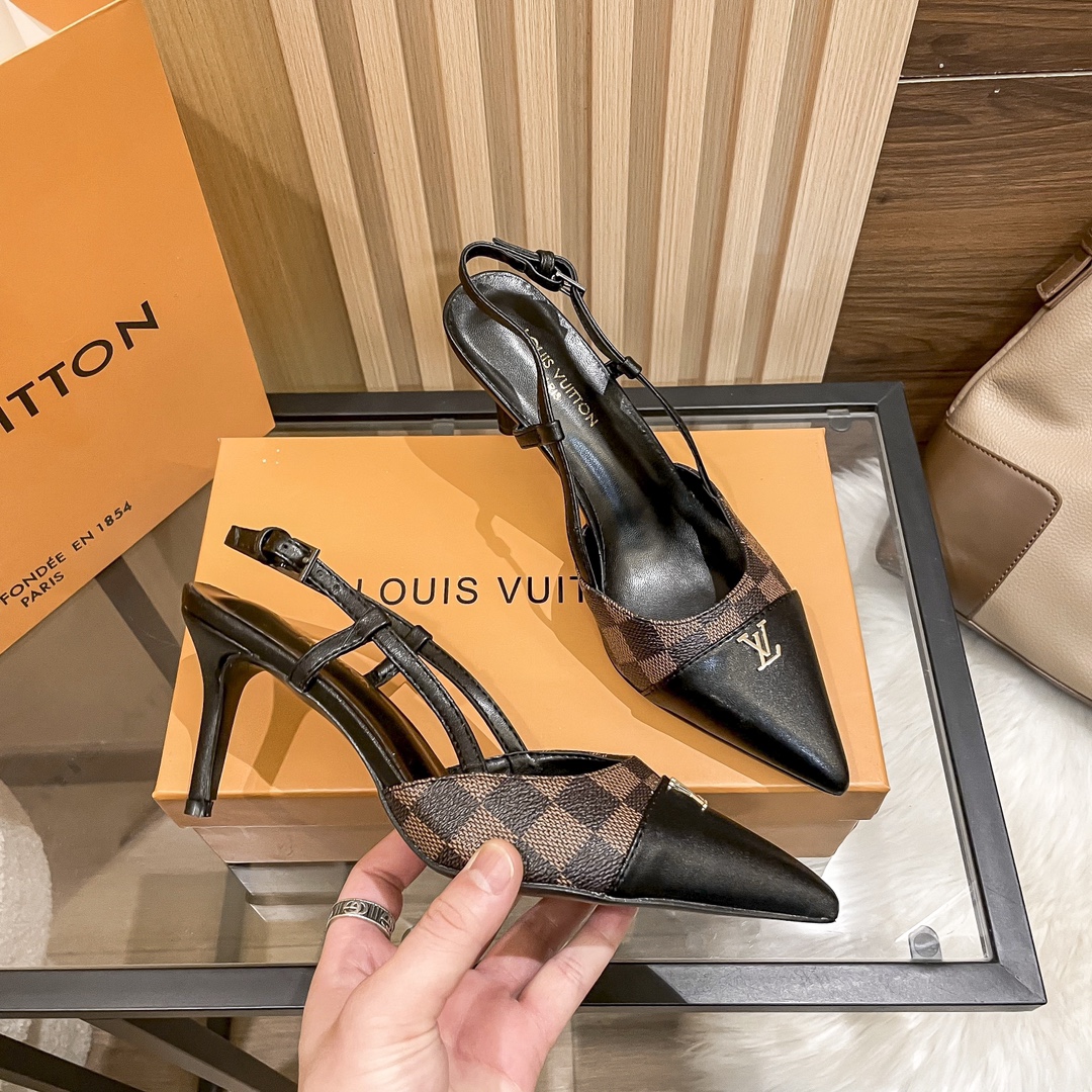 L-V New pointed reading sandals 8 cm