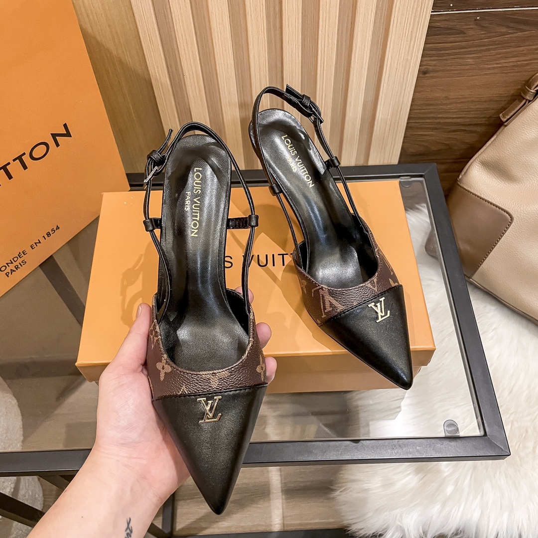 L-V New pointed reading sandals 8 cm