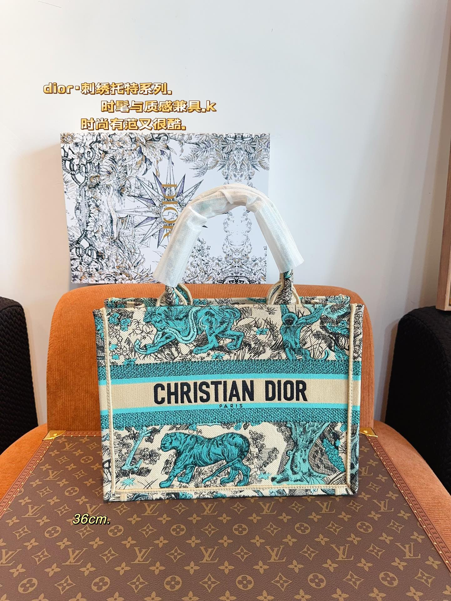 D-R CDBooktote24 latest shopping bag Three-dimensional embroidery is not ordinary goods