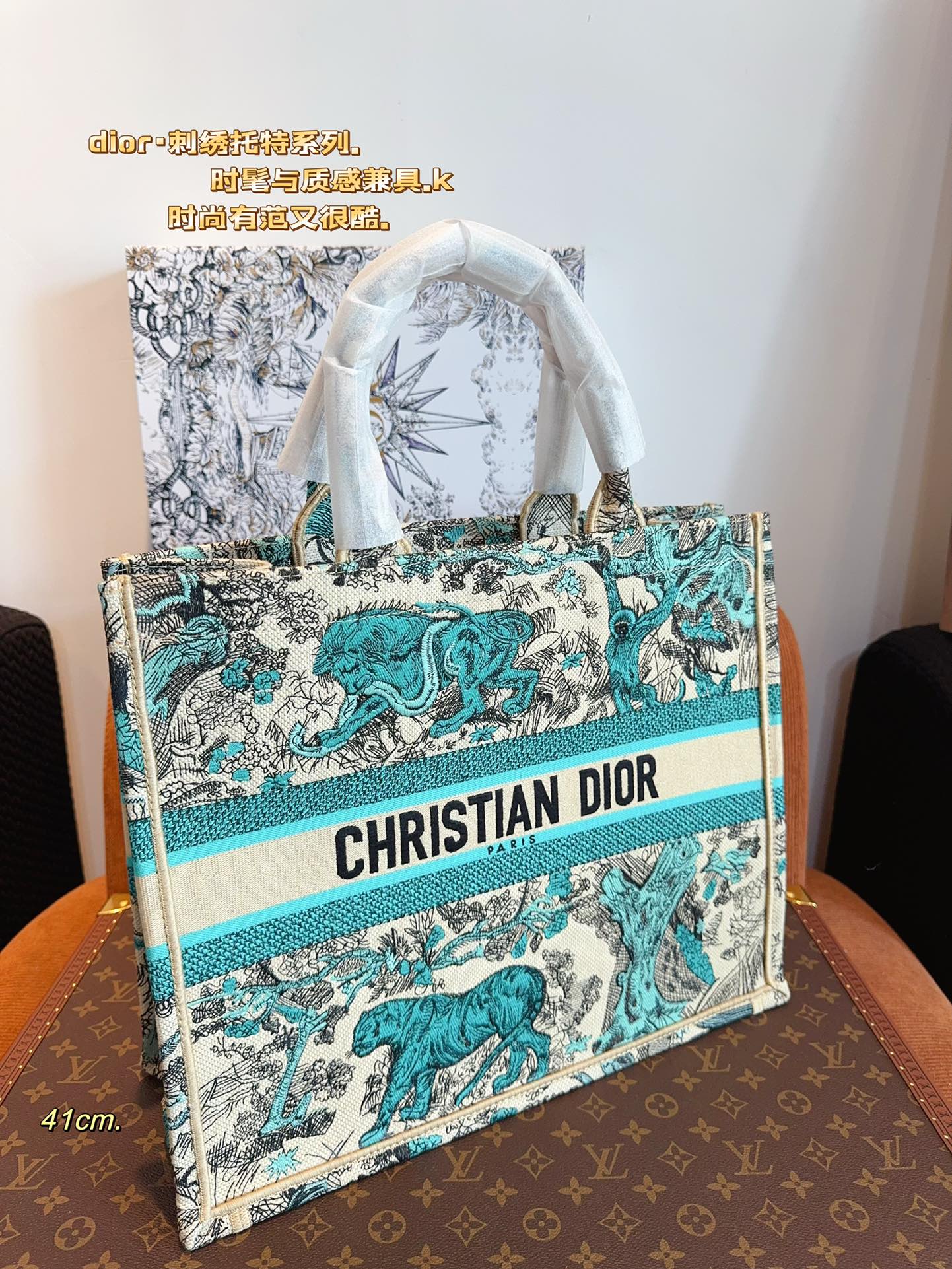D-R CDBooktote24 latest shopping bag Three-dimensional embroidery is not ordinary goods