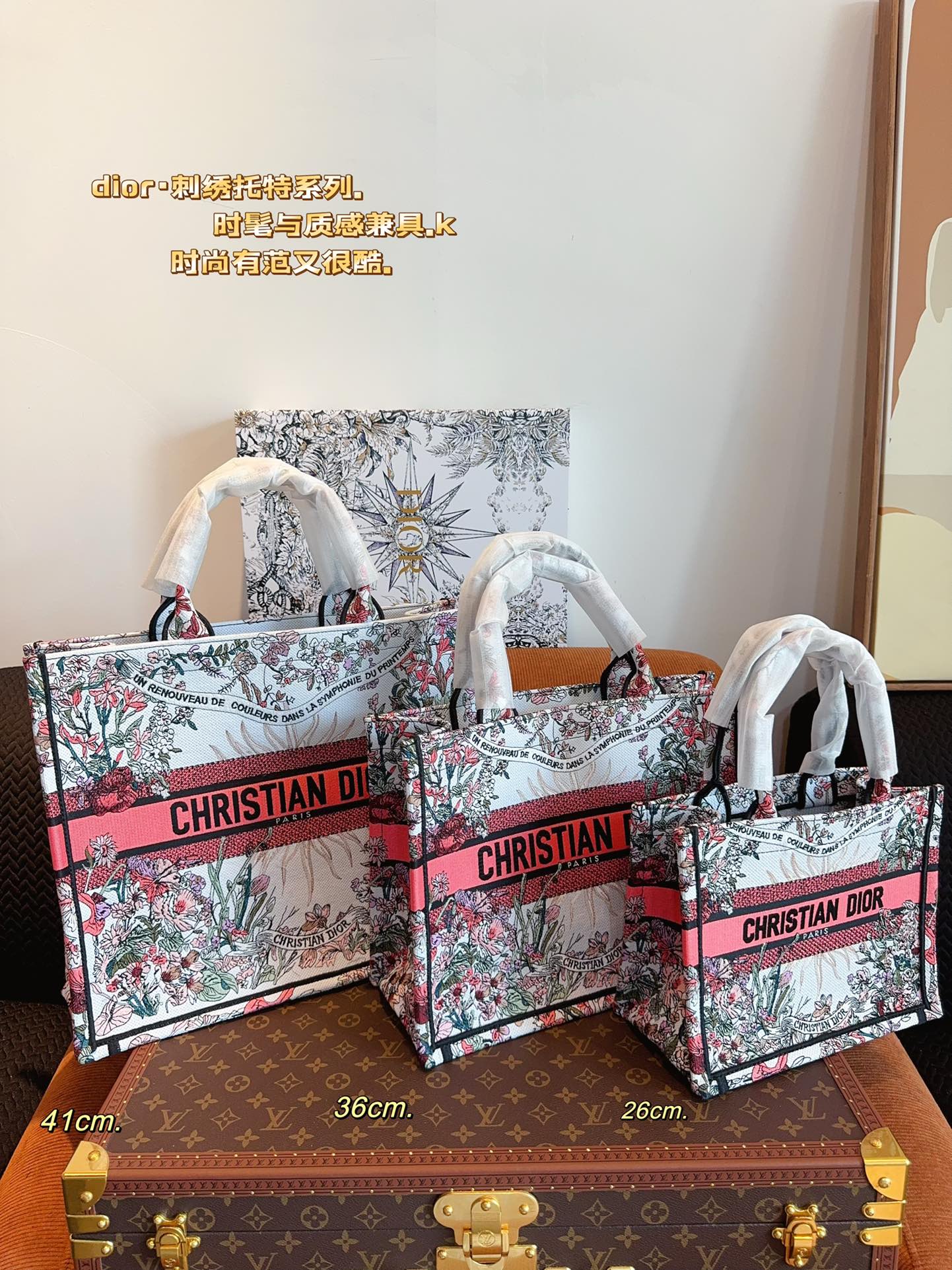 D-R CDBooktote24 latest shopping bag Three-dimensional embroidery is not ordinary goods