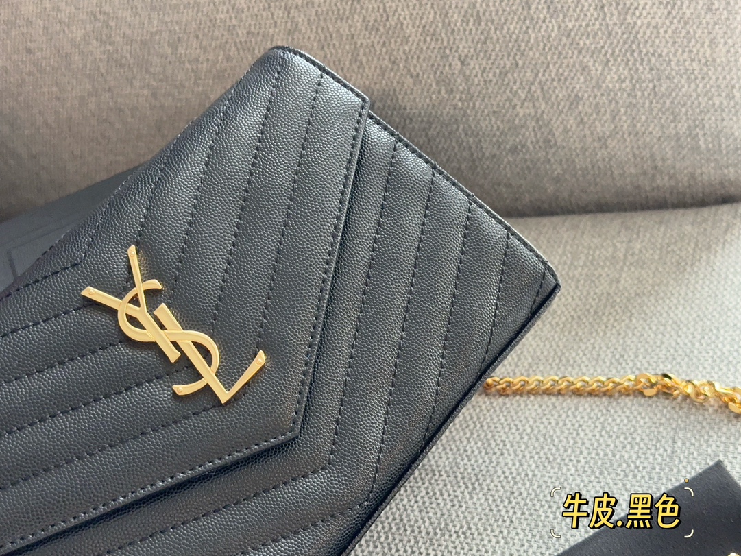 YS-L Woc envelope wrapped caviar cowhide looks very good! Wear resistance and durability!