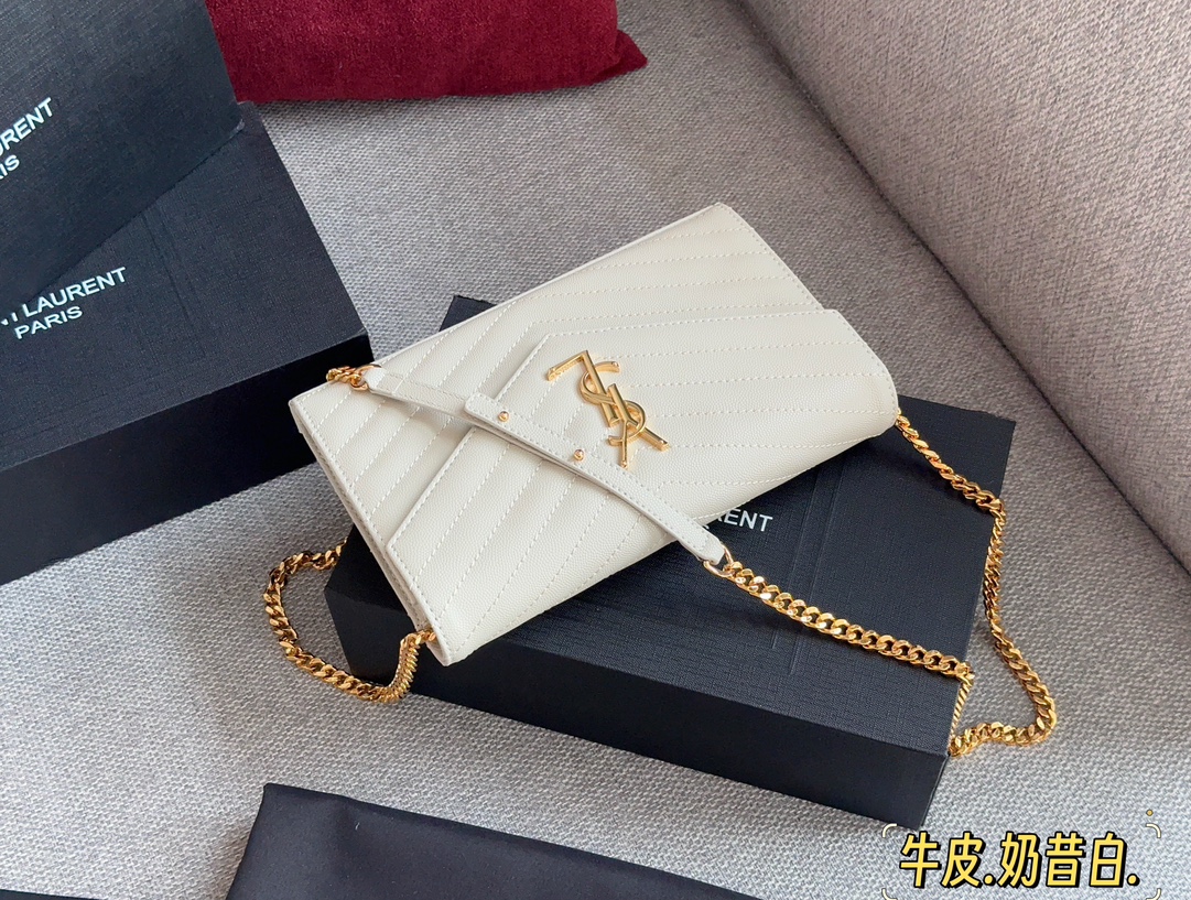 YS-L Woc envelope wrapped caviar cowhide looks very good! Wear resistance and durability!