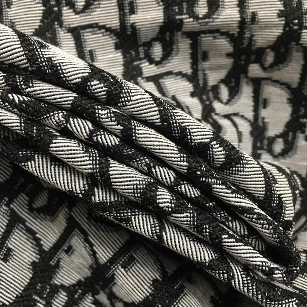 D-R  New color rhinestone letters reading letters short-sleeved shirt