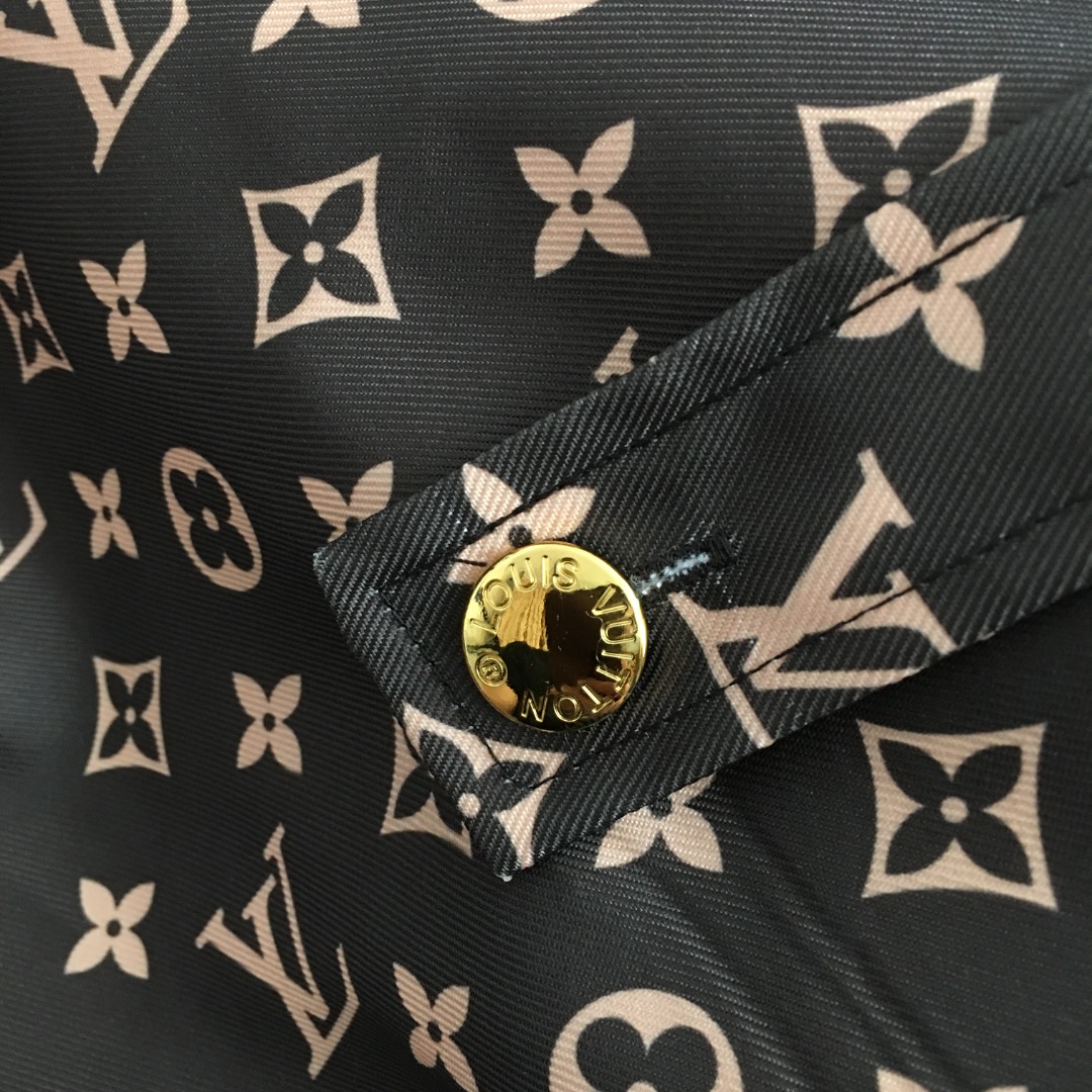 L-V New reading logo printed sleeveless vest dress, coffee color.