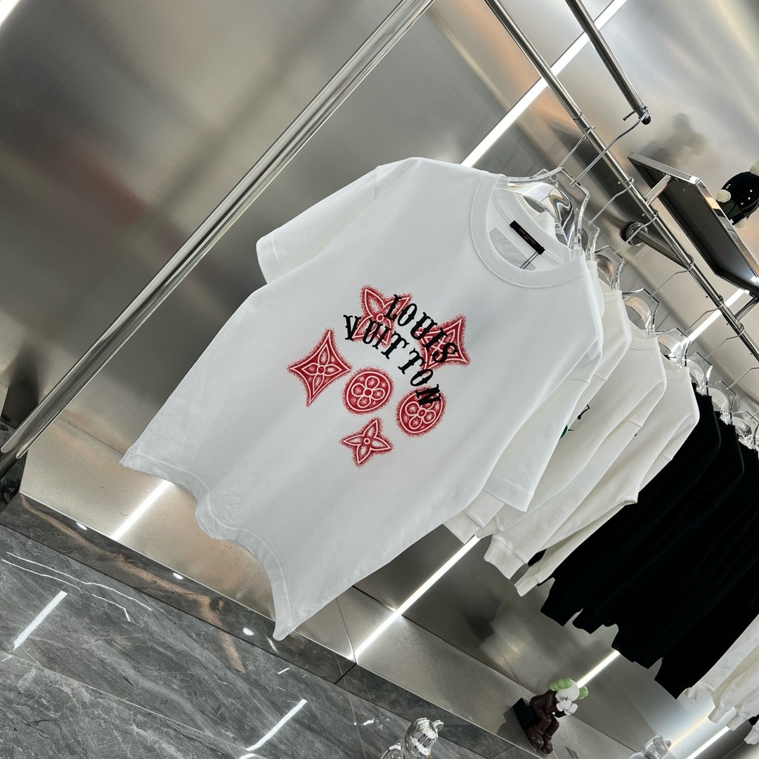 L-V Early spring new short-sleeved T-shirt personalized printing for men and women