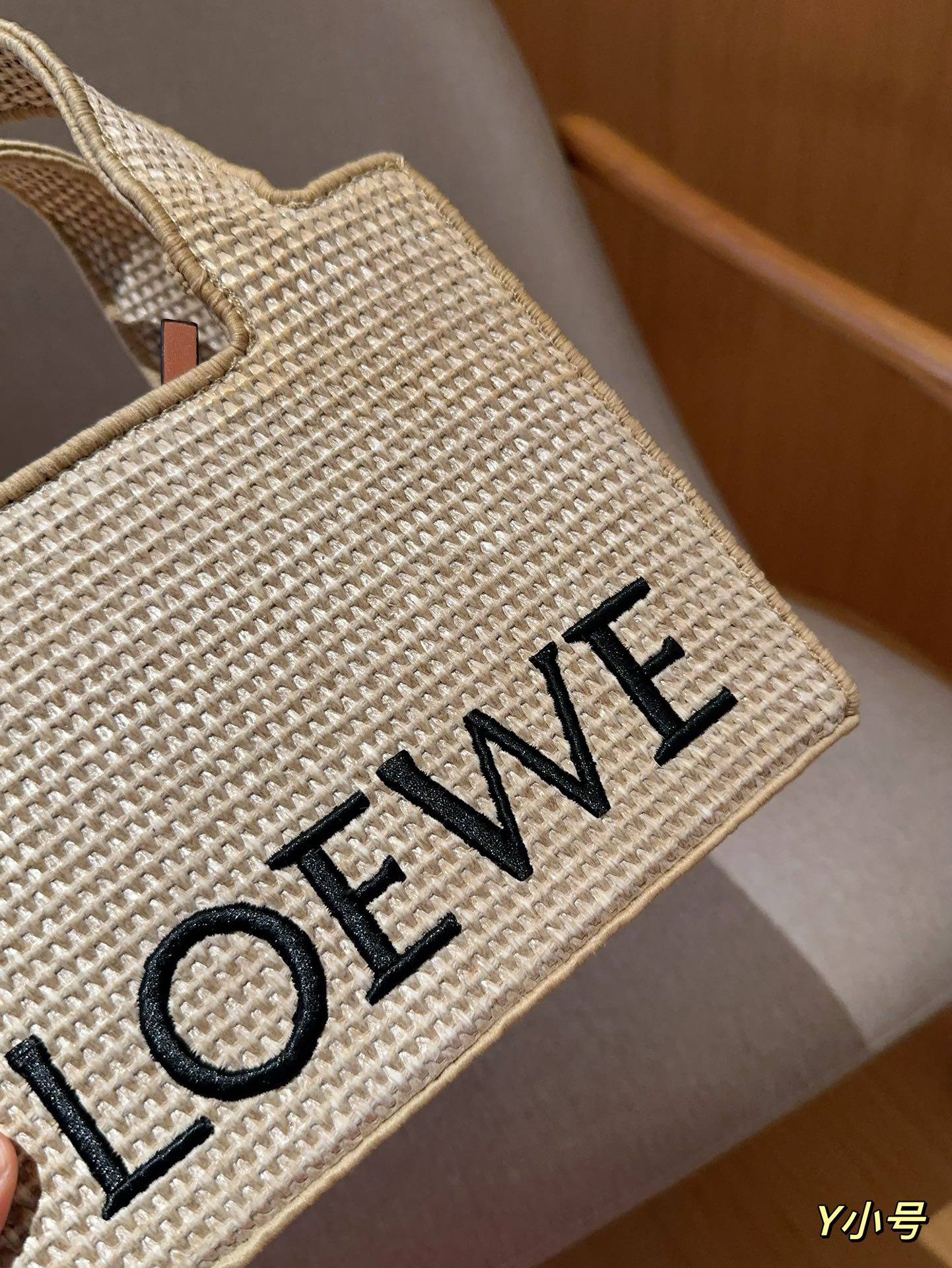 L-E Embroidered logo straw bag basket tote bag tote