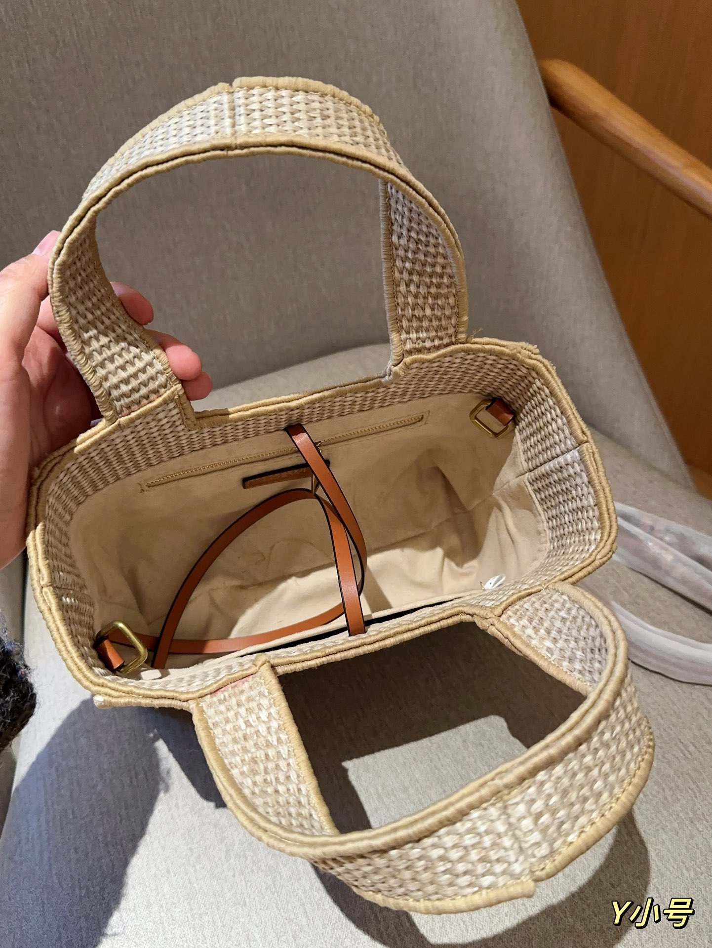 L-E Embroidered logo straw bag basket tote bag tote
