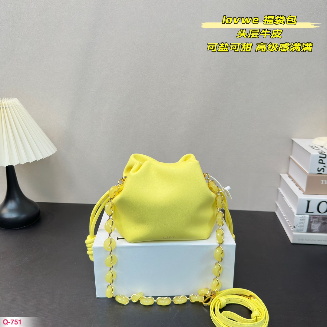 L-E Flamenco cowhide blessing bag