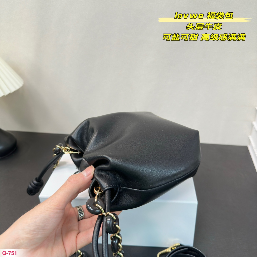 L-E Flamenco cowhide blessing bag