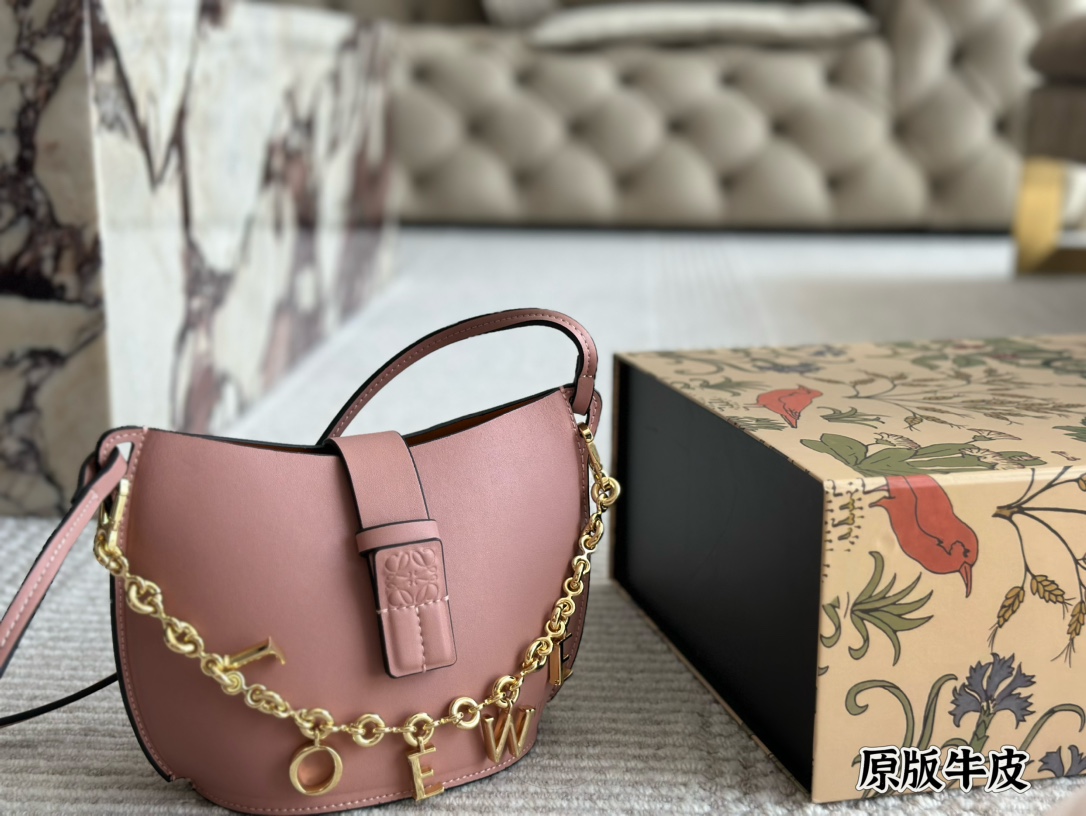 L-E Calfskin bucket bag shoulder bag diagonal handbag