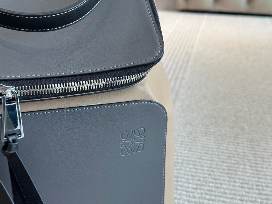 L-E Goya Small Backpack New Men's Backpack Men's Backpack