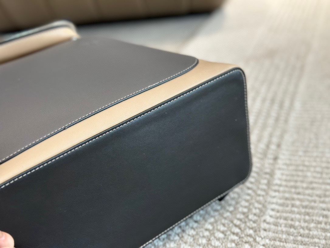 L-E Goya Small Backpack New Men's Backpack Men's Backpack