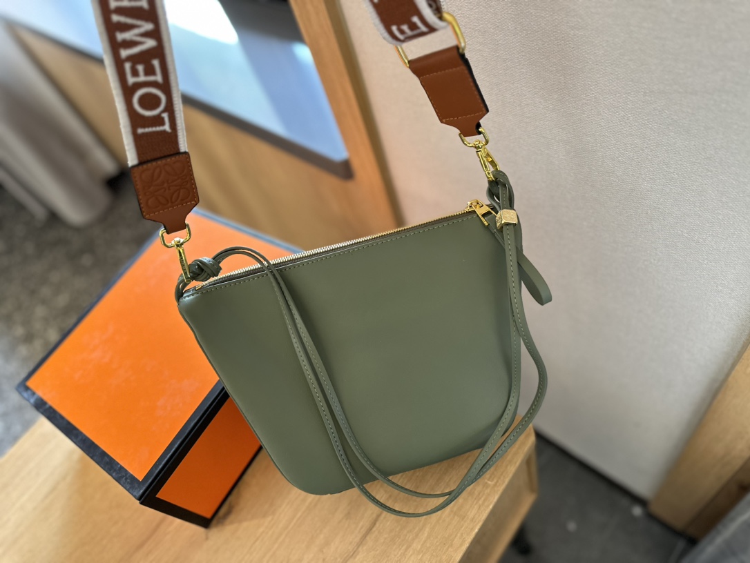 L-E Hammock Hobo hammock underarm bag