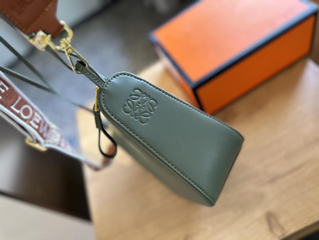 L-E Hammock Hobo hammock underarm bag