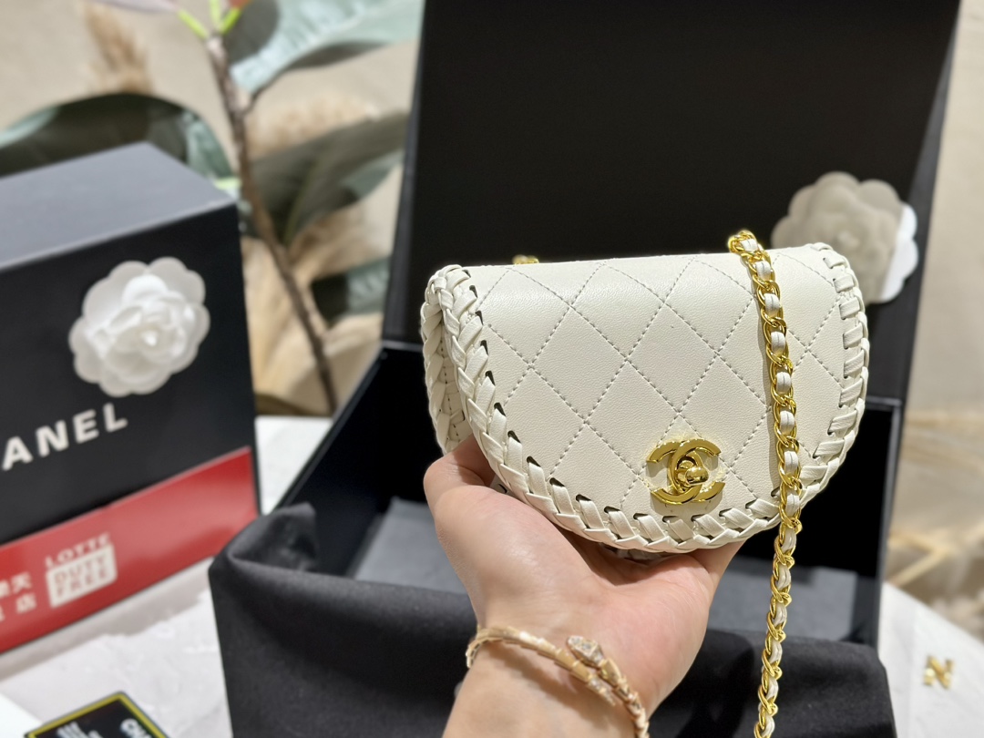 C-L MINI semi-circular purse 24c new ladies' metal double C chain bag