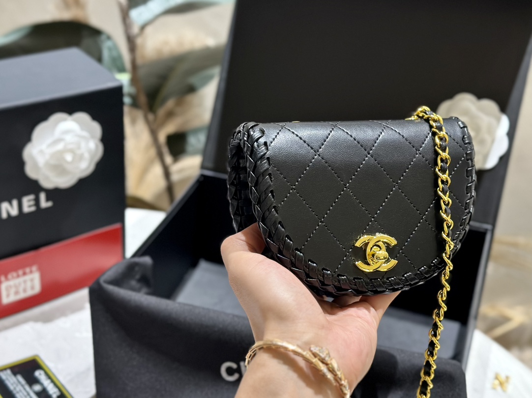 C-L MINI semi-circular purse 24c new ladies' metal double C chain bag