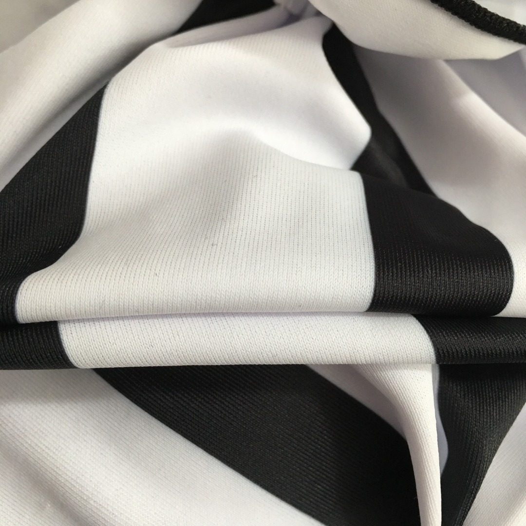 V-NO New bikini split swimsuit suit