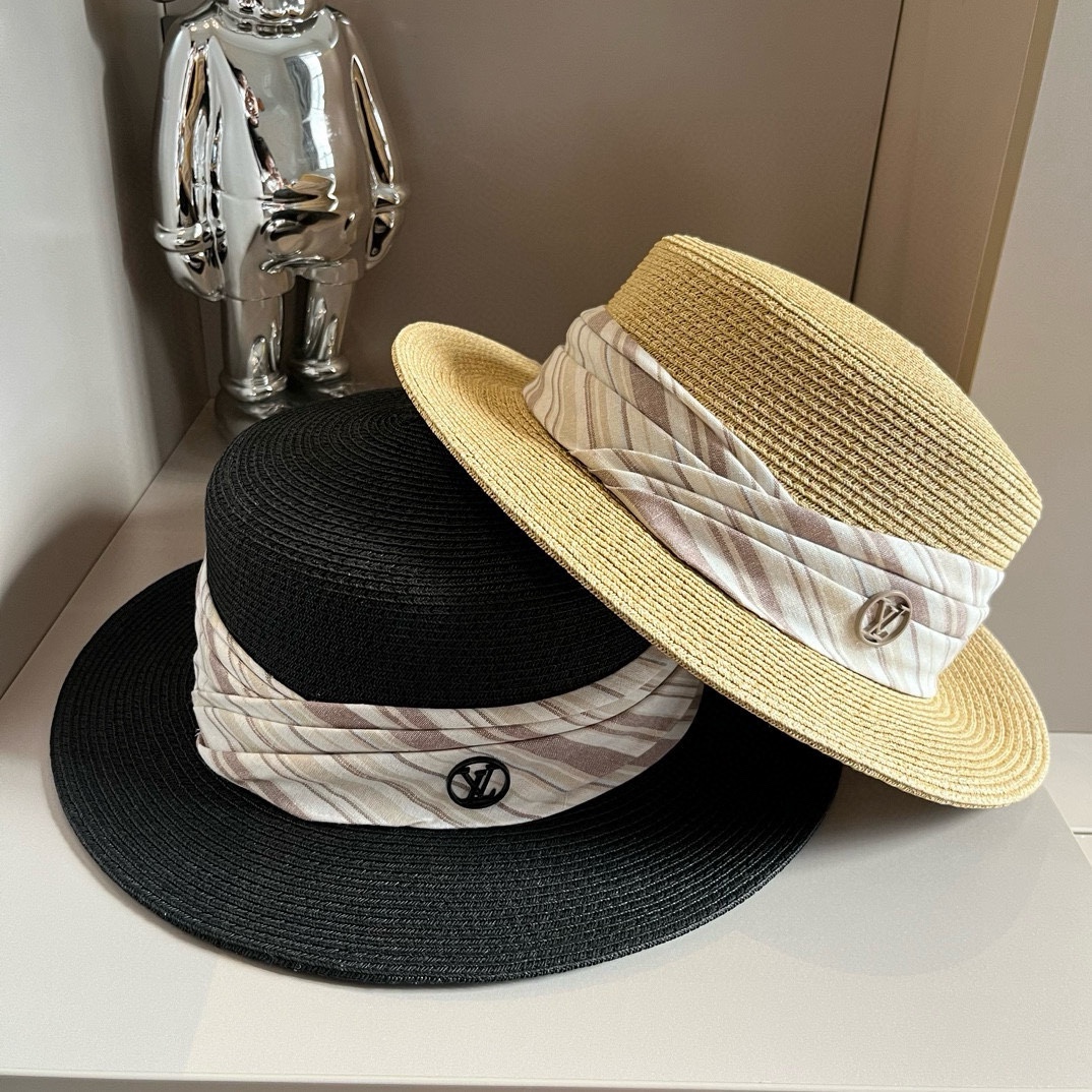 L-V New straw hat, flat top hat, head circumference 57cm.
