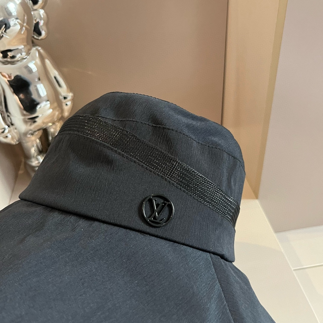 L-V Fisherman's hat, simple and versatile, head circumference 57cm.