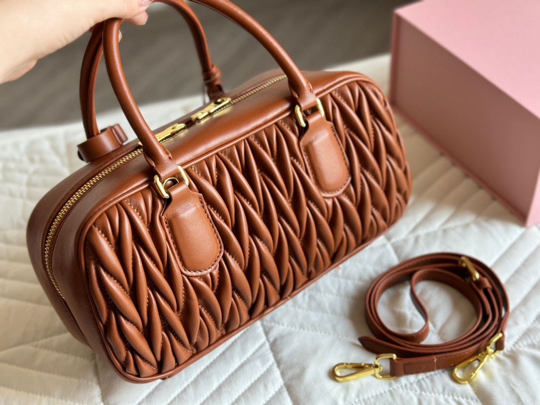 MIU Bowling bags are just sweet.