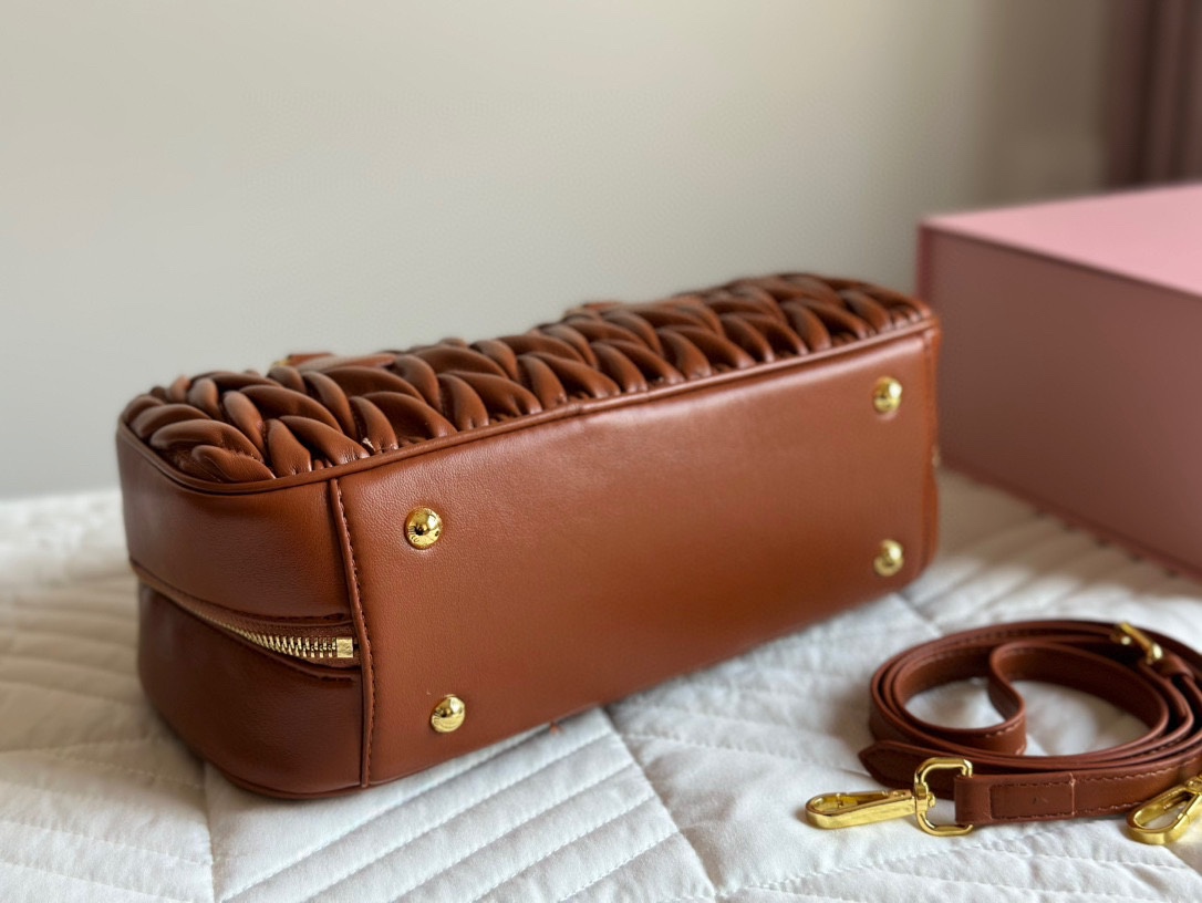 MIU Bowling bags are just sweet.