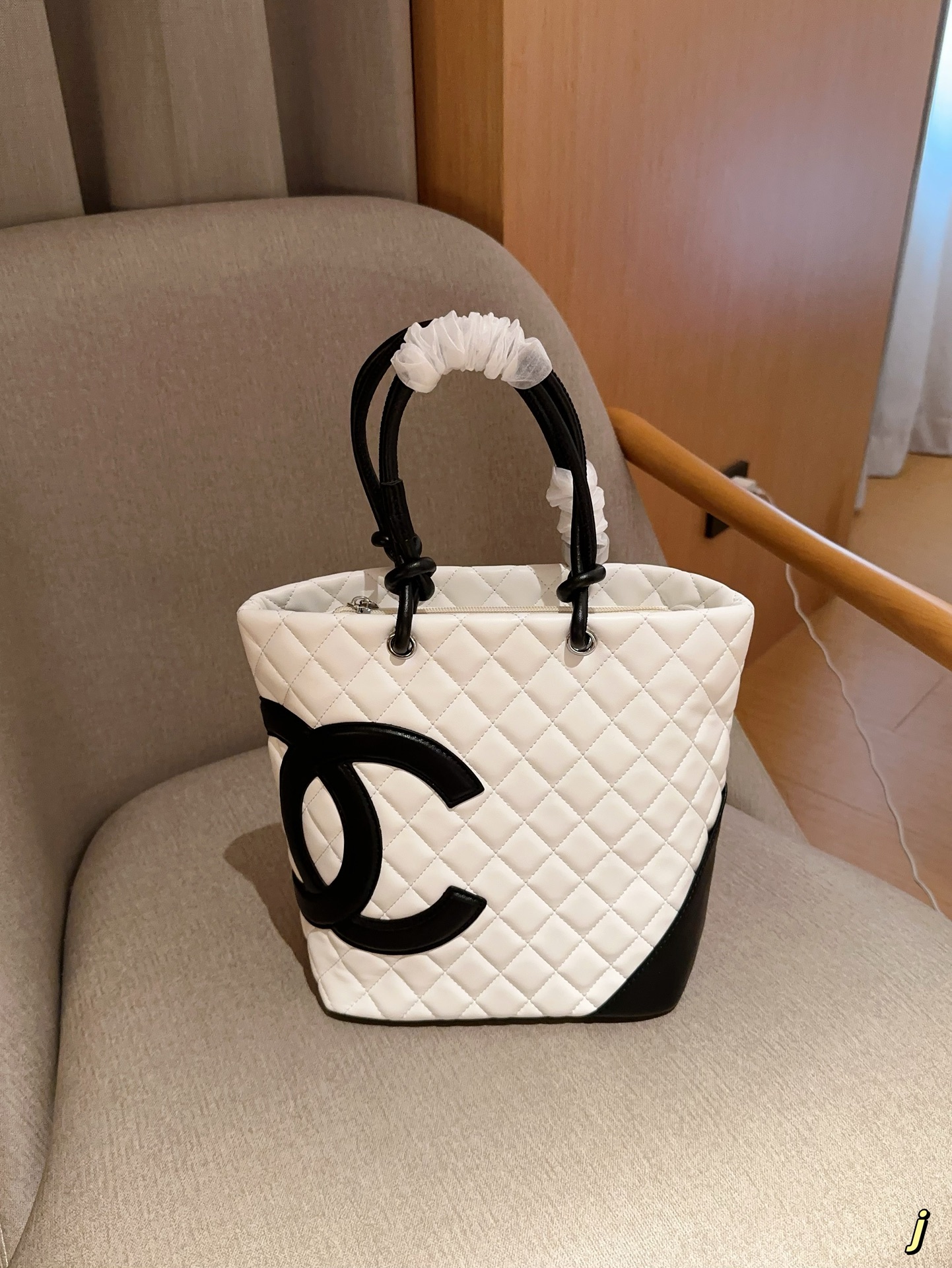 C-L Zhonggu Kang Peng Bao shopping basket Size 21×24×12