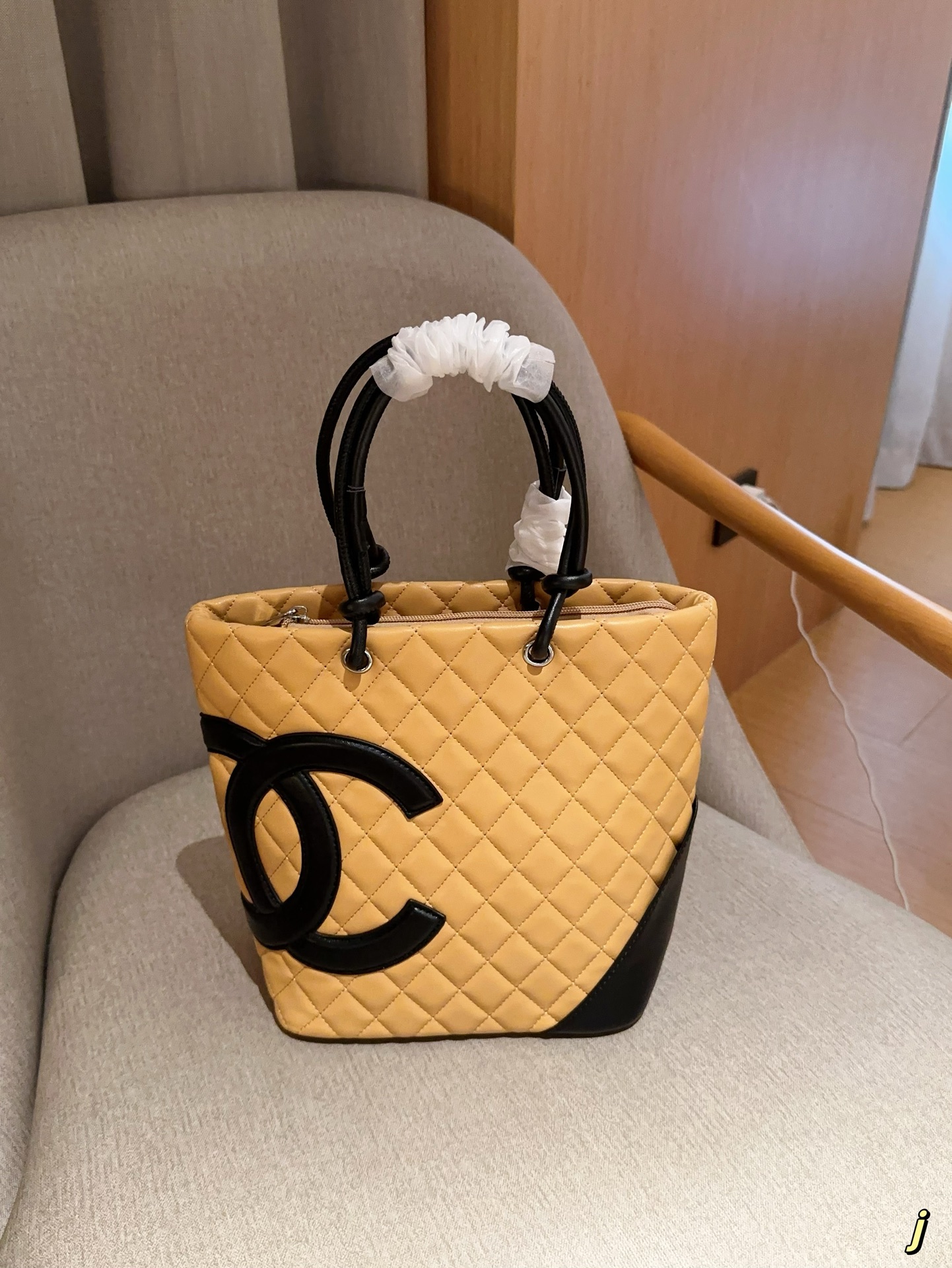 C-L Zhonggu Kang Peng Bao shopping basket Size 21×24×12