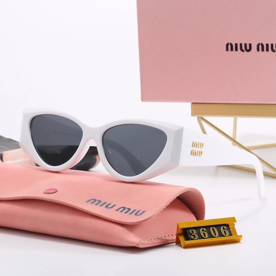  MIU SUNGLASSES WITH BOX
