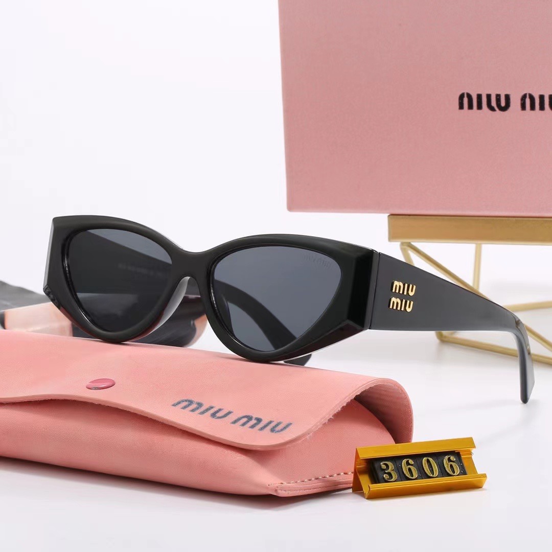  MIU SUNGLASSES WITH BOX