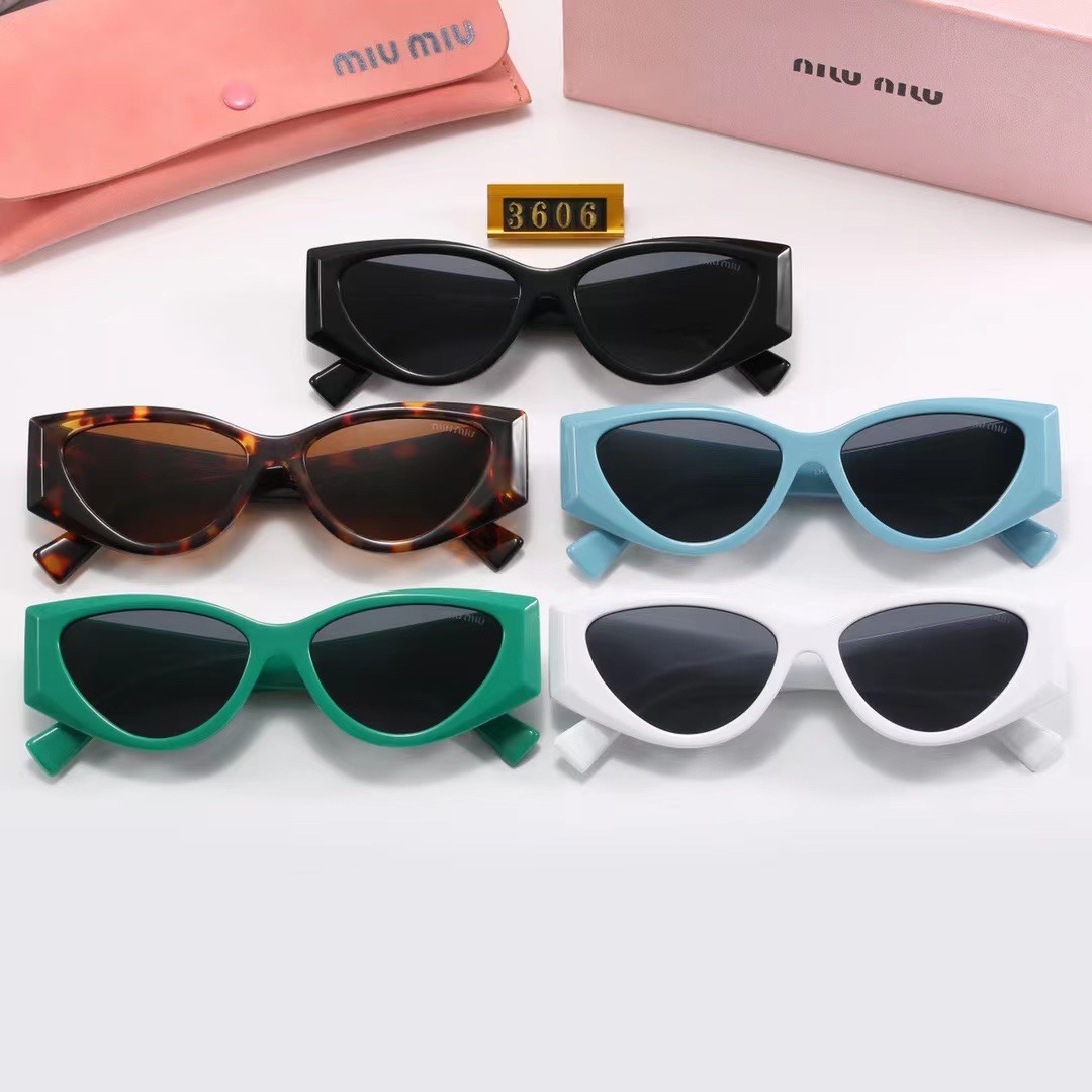  MIU SUNGLASSES WITH BOX