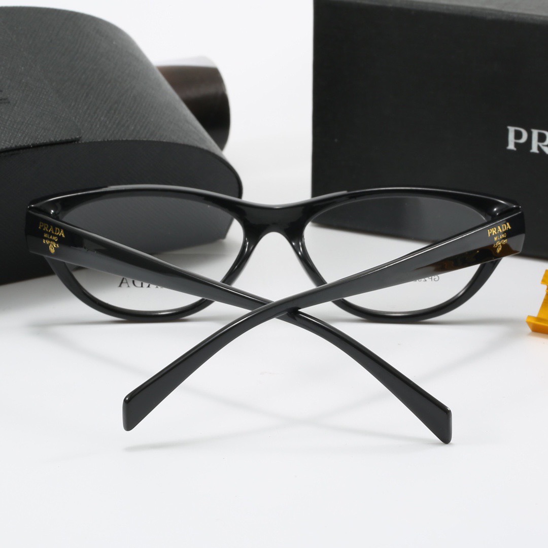 P-A sunglasses with box