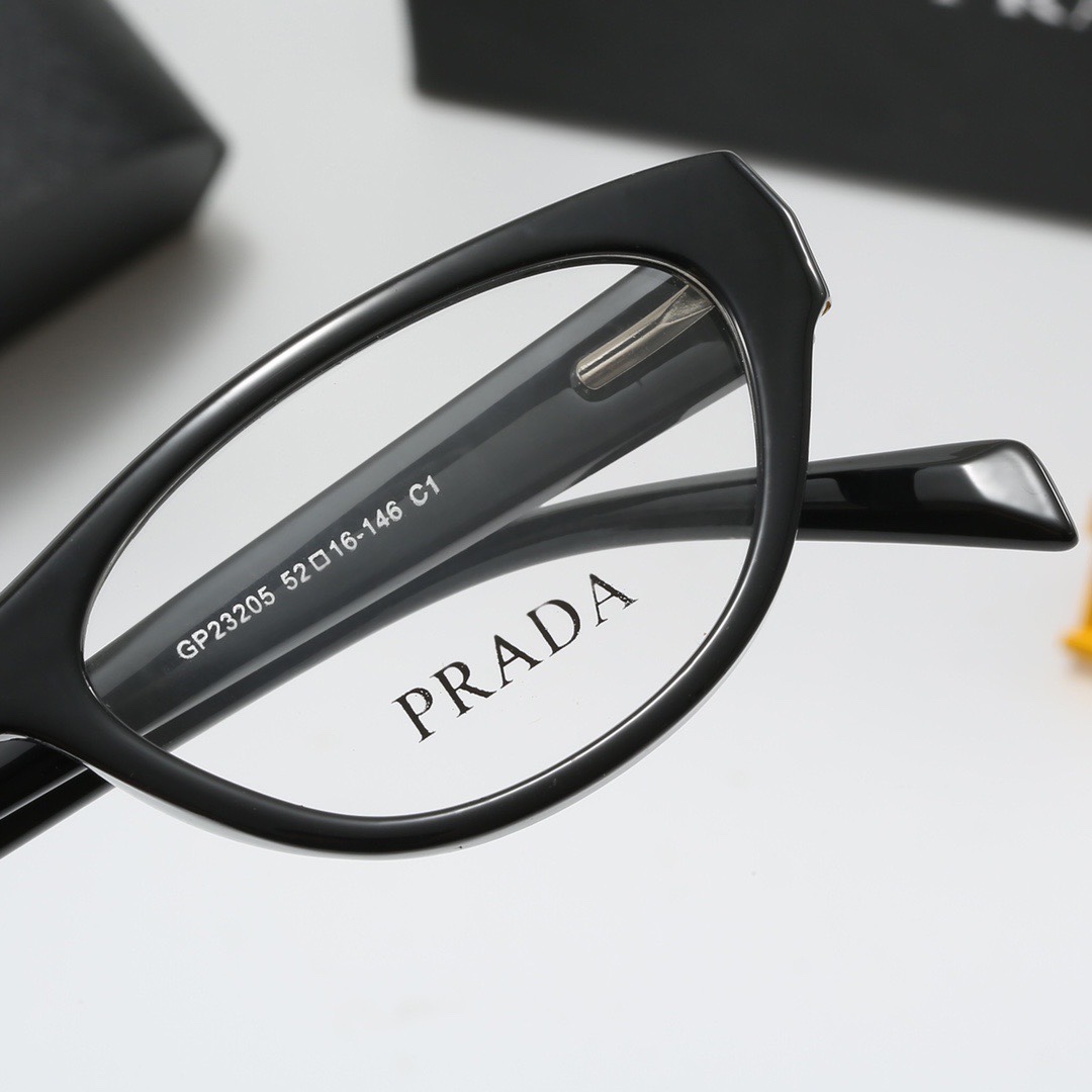 P-A sunglasses with box