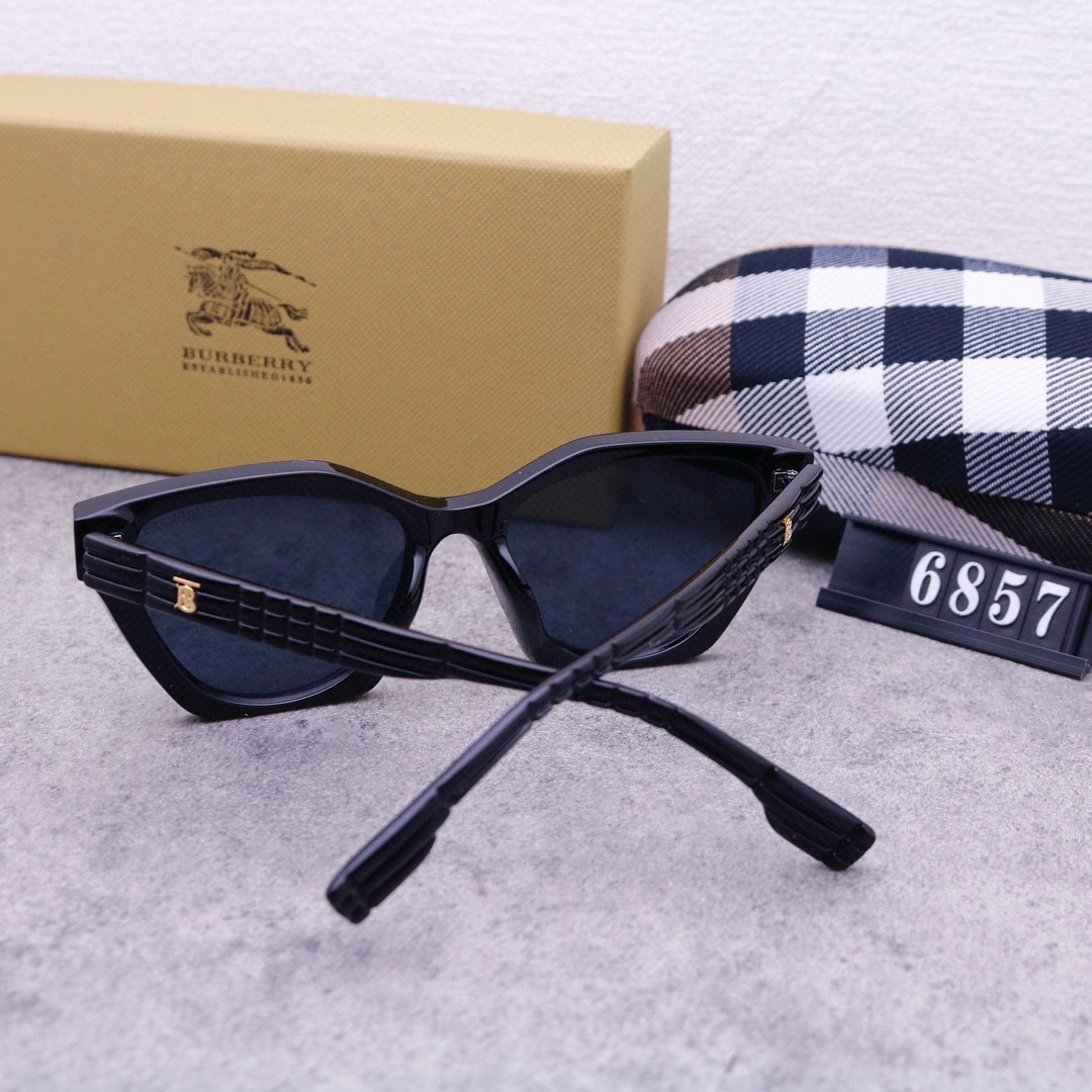 B-Y  sunglasses with box