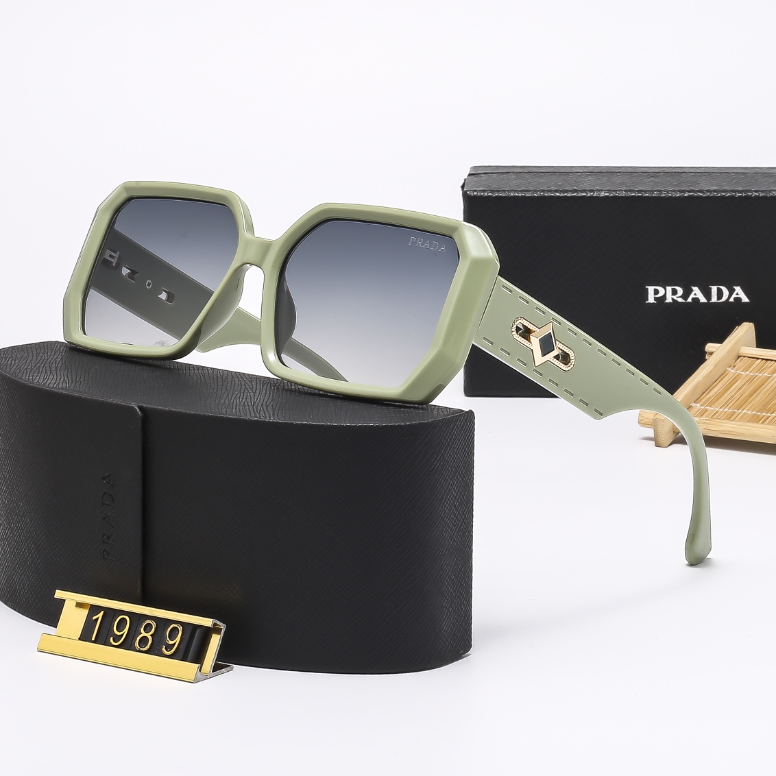 P-A  sunglasses with box