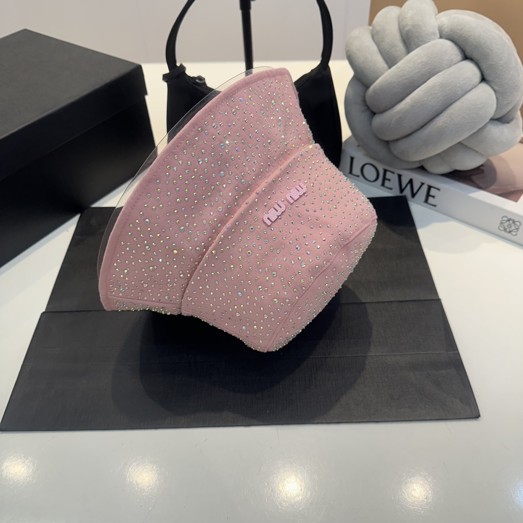 MIU New fisherman's hat, pure cotton fabric, official new style, exclusive custom cloth hat, head circumference 57cm.