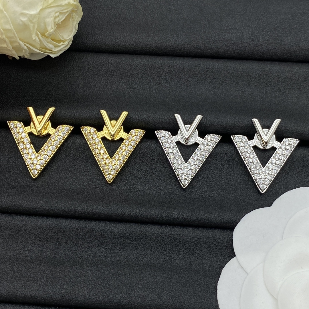 V-NO New earrings