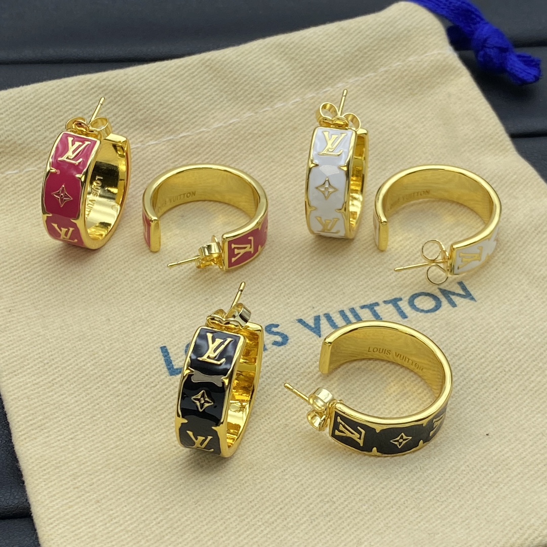 L-V New earrings