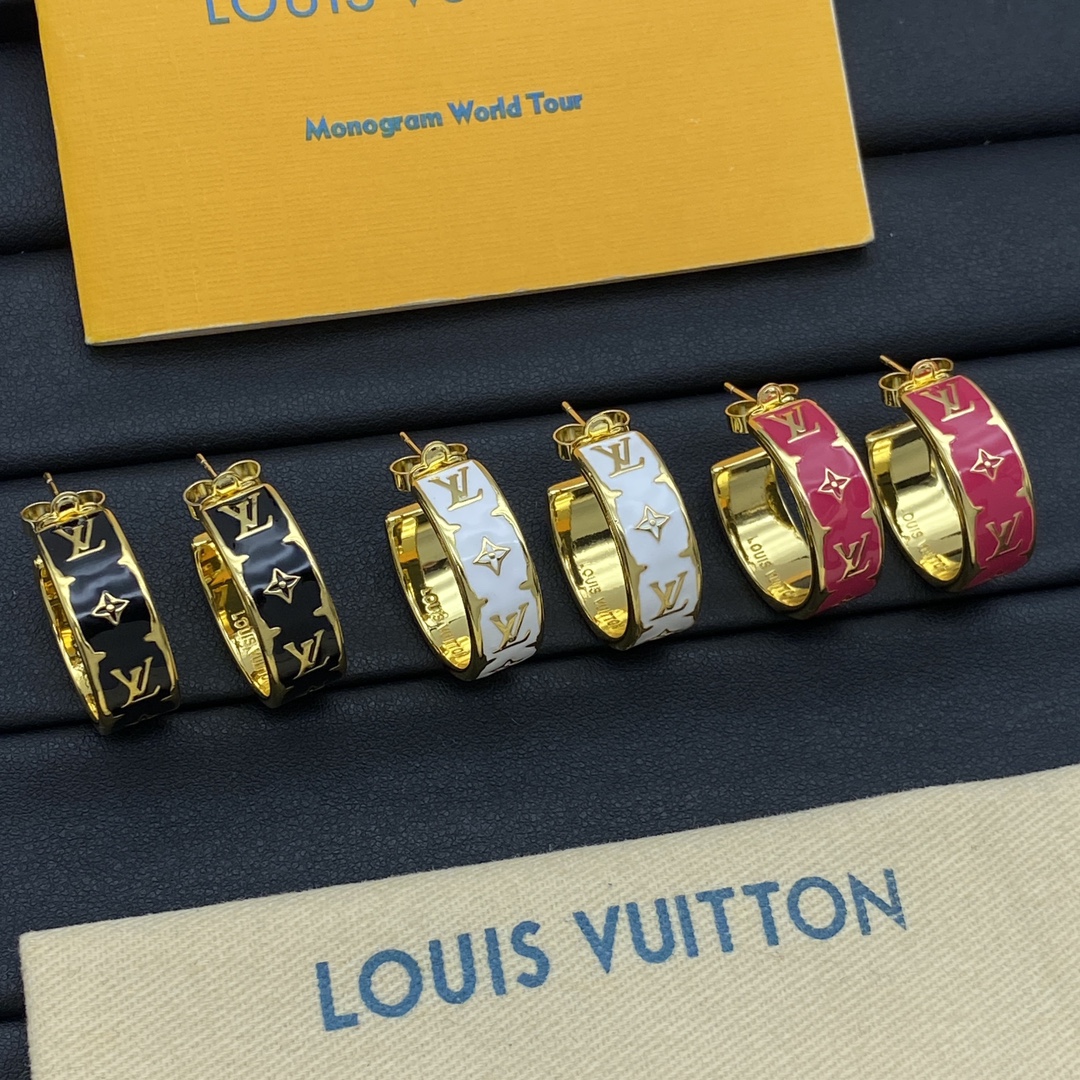 L-V New earrings