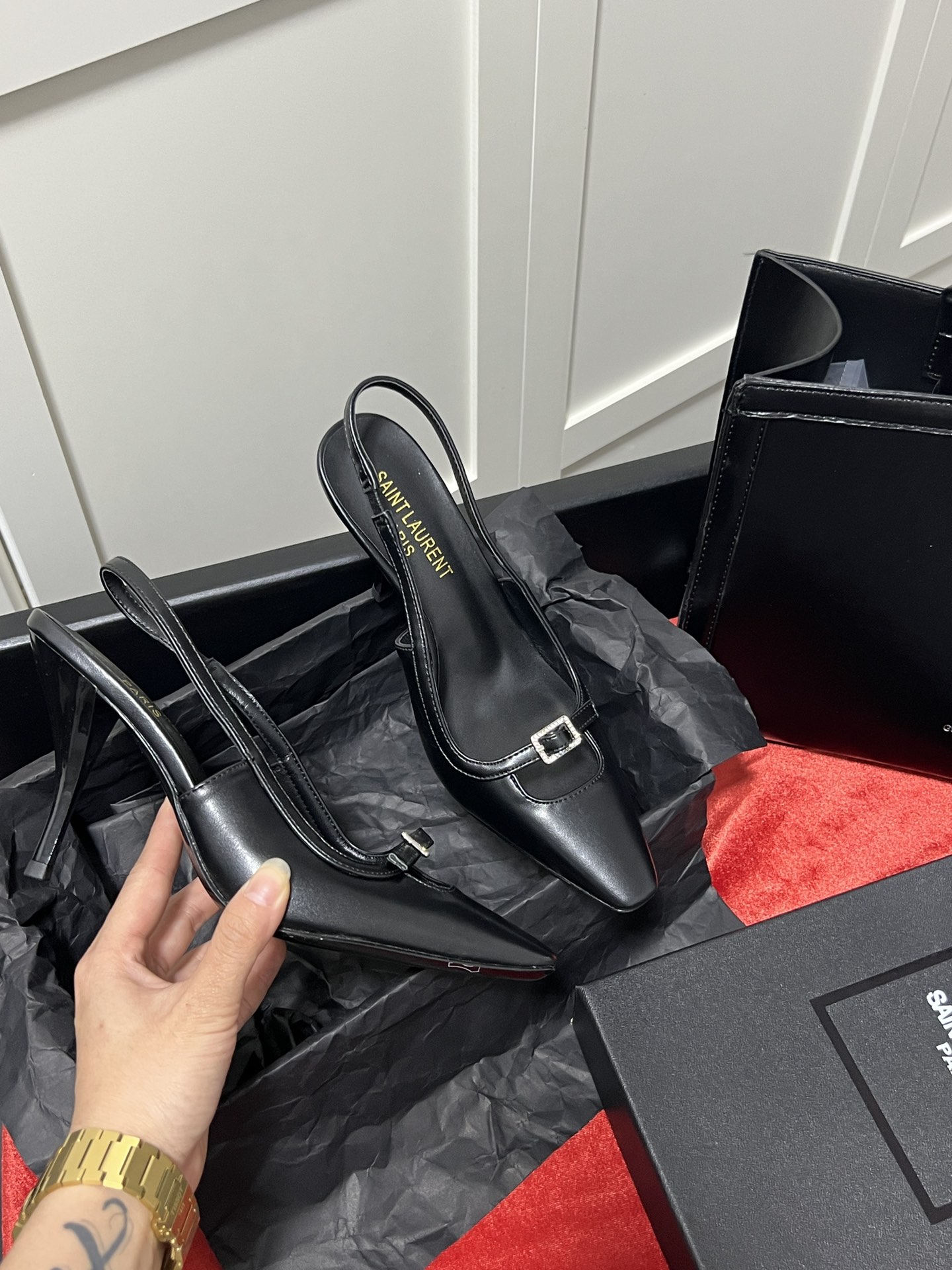 YS-L Sandals with high heels at the back