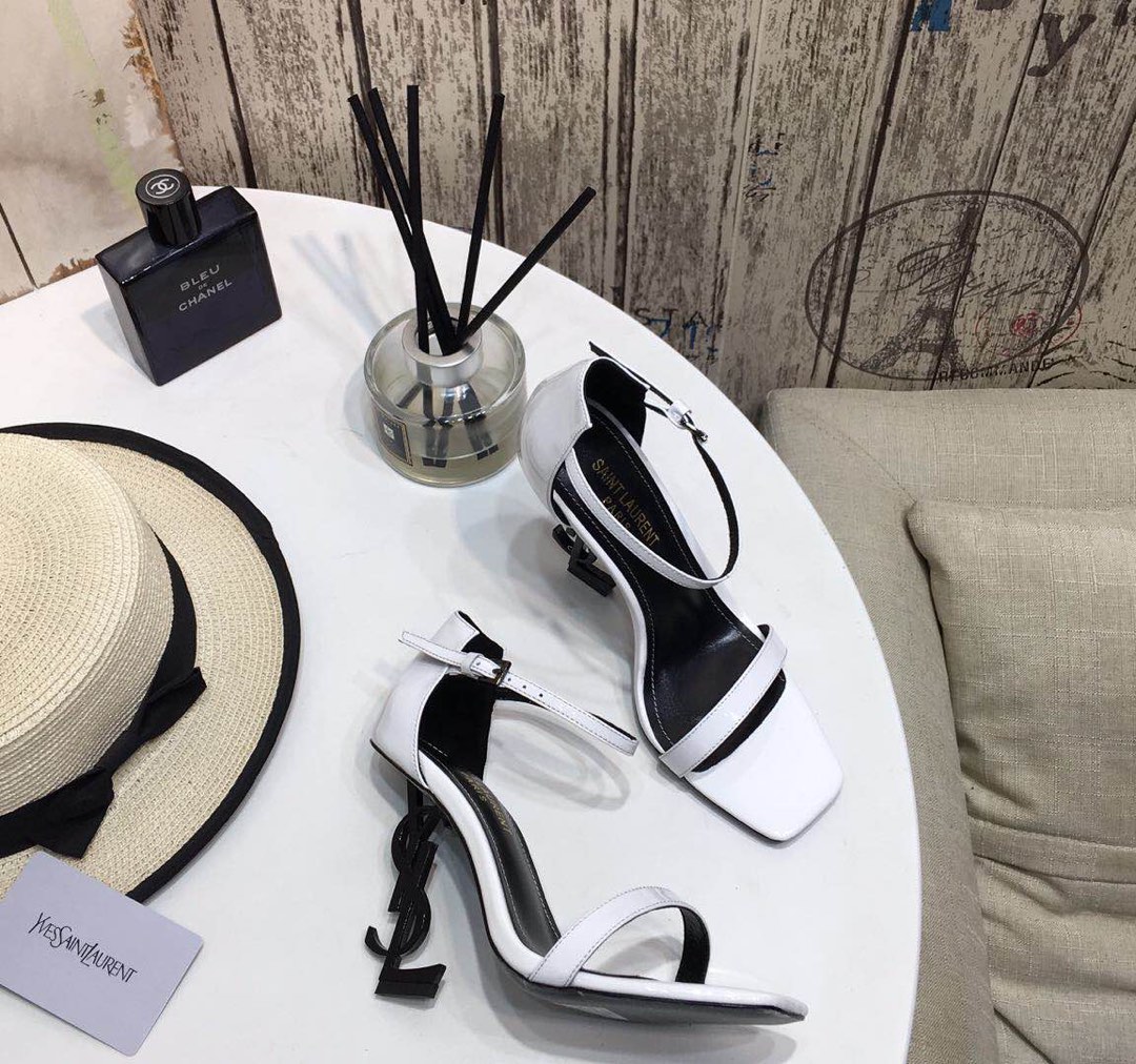 YS-L Classic square head with sandals and high heels
