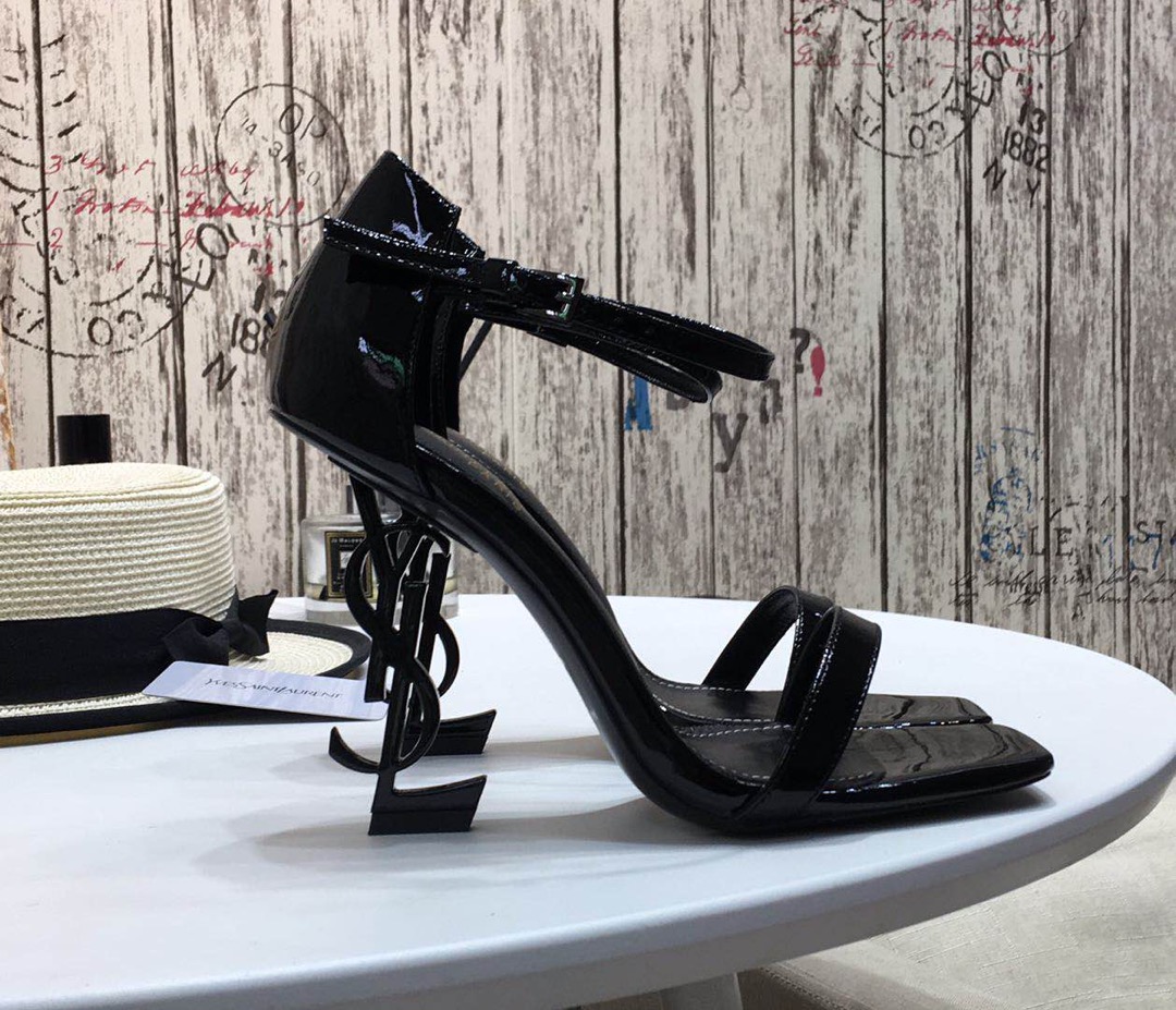 YS-L Classic square head with sandals and high heels