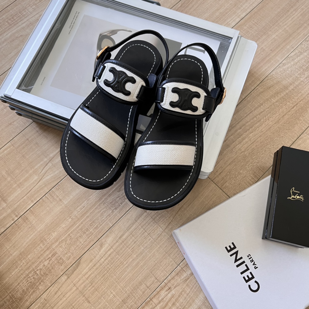 C-E Early summer sandals