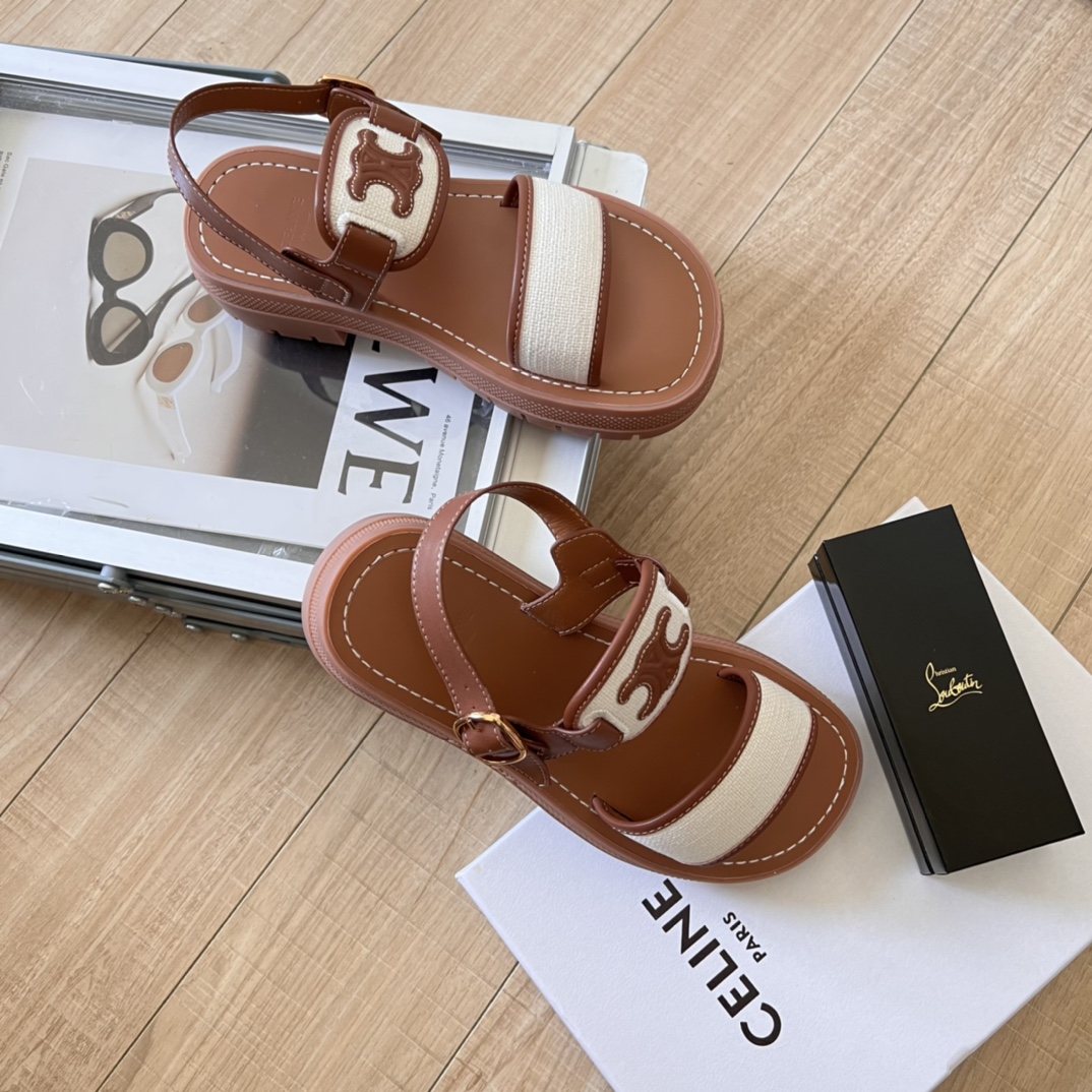 C-E Early summer sandals