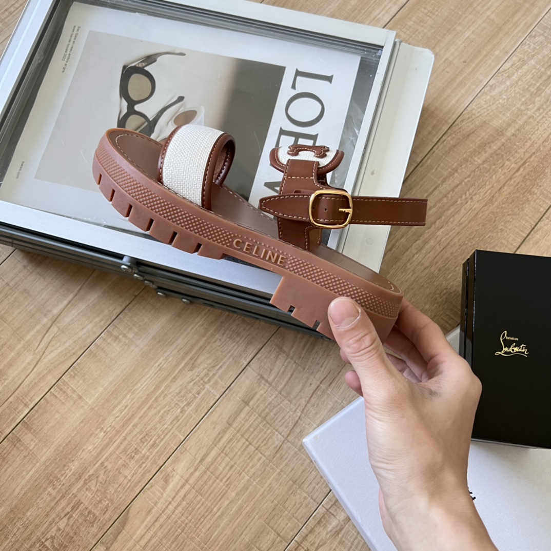 C-E Early summer sandals