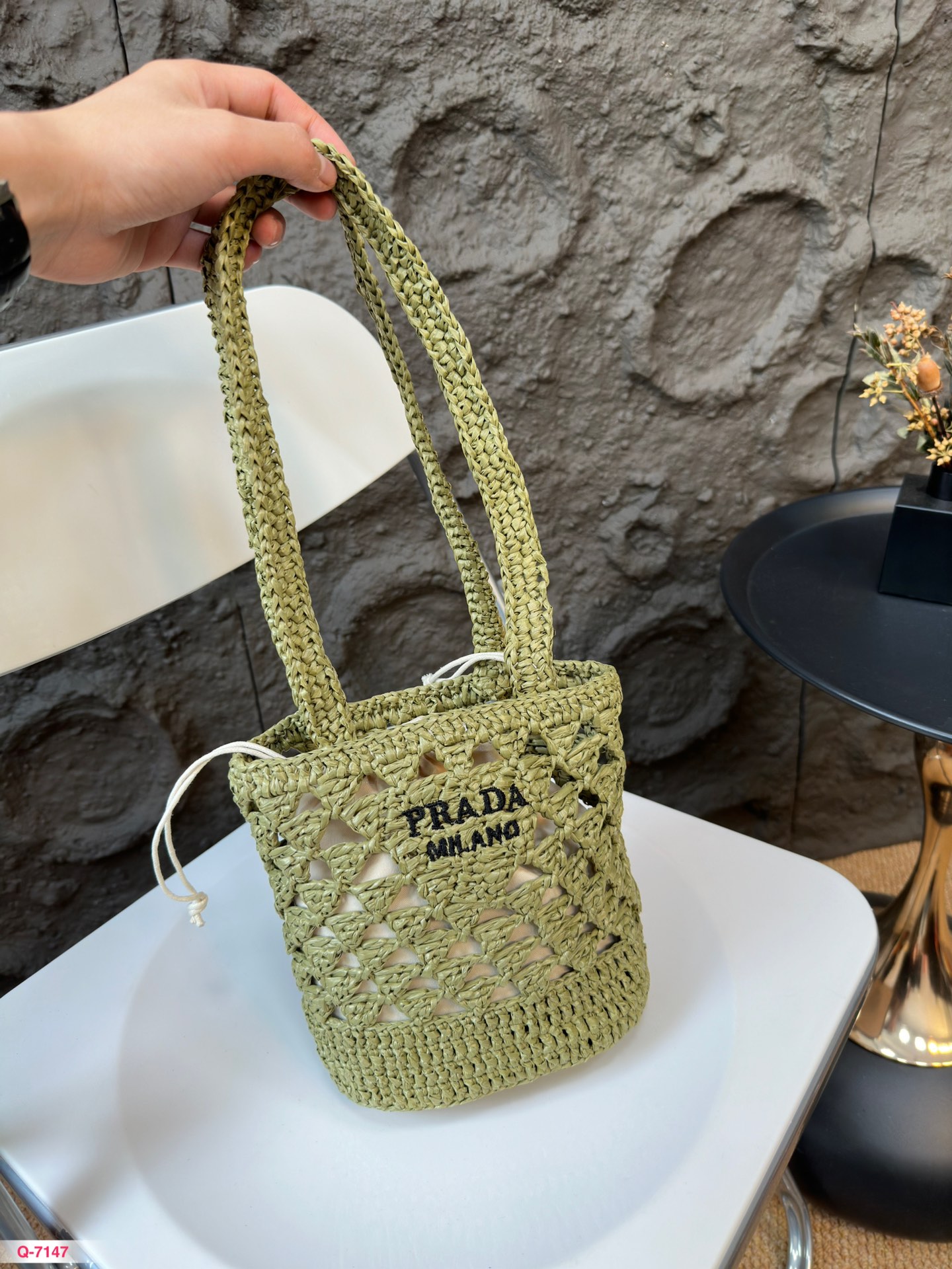 P-A Woven tote bag, a bag of love at first sight.