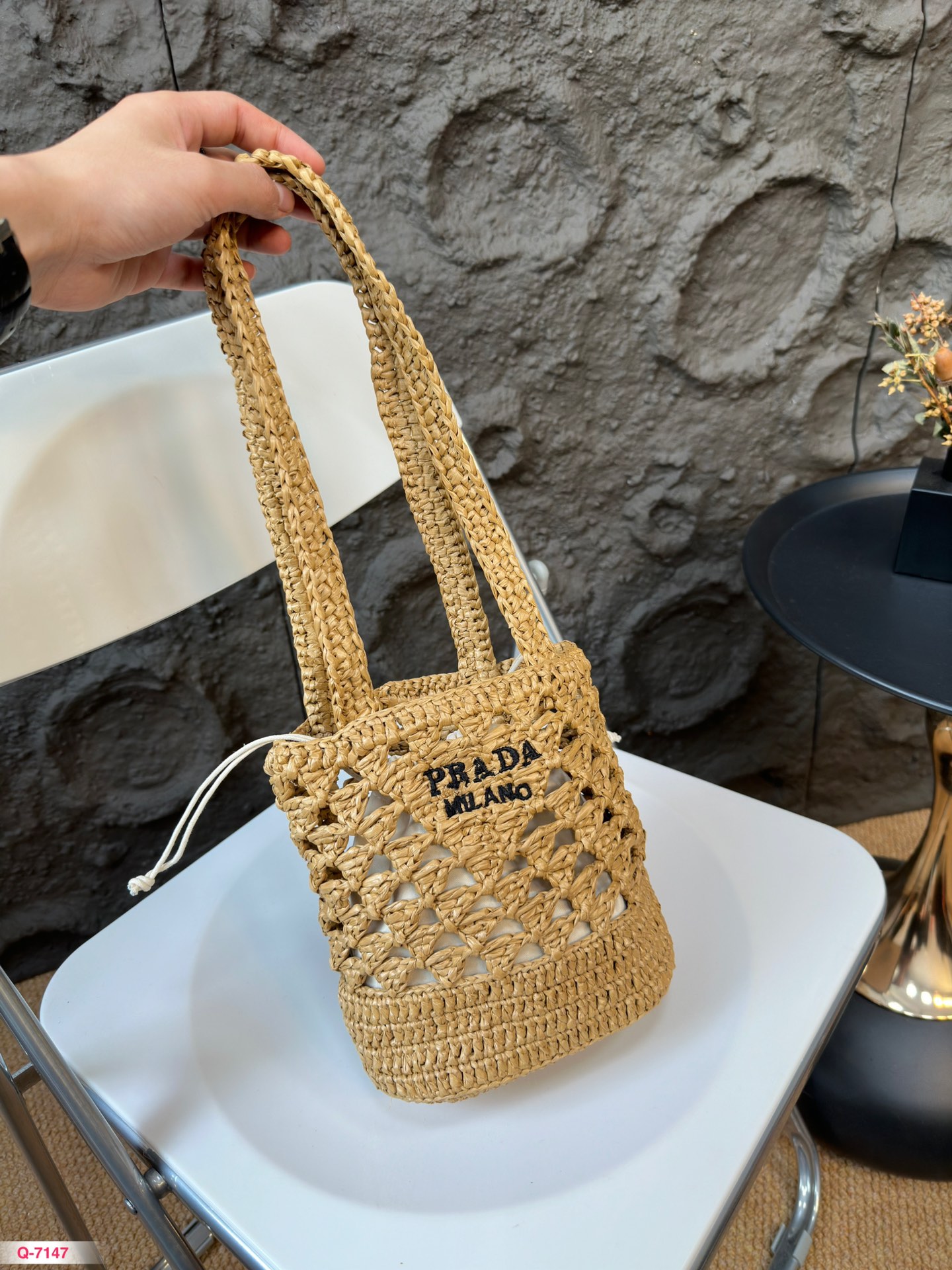 P-A Woven tote bag, a bag of love at first sight.