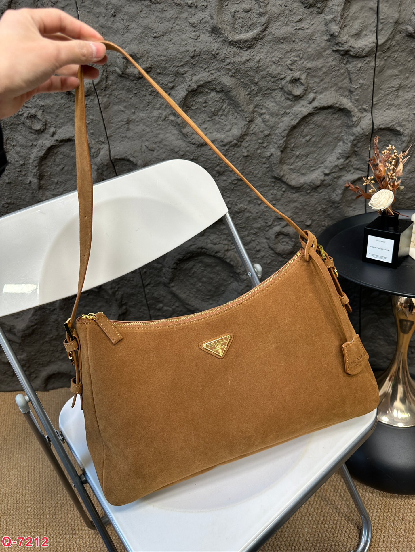 P-A The underarm bag is so cute