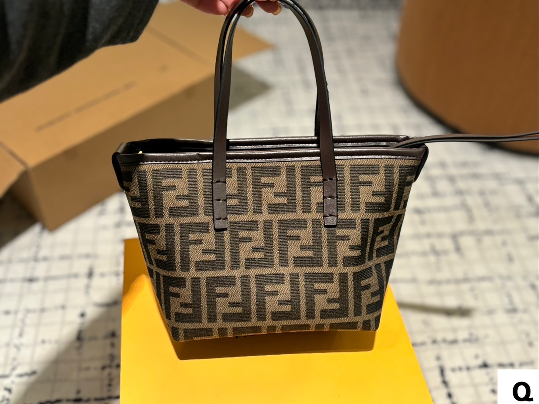 F-I New mini Roll # calfskin with classic presbyopic log o lining